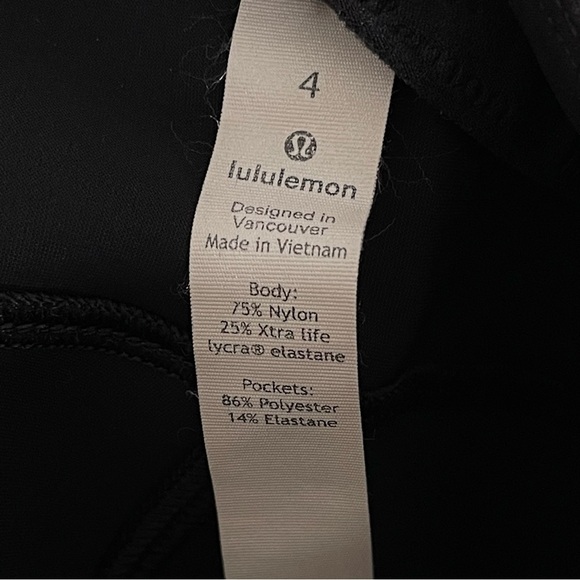 Lululemon On The Move Pants 28” Size 4 Black Stretch Wrinkle Free Pant - Picture 10 of 10